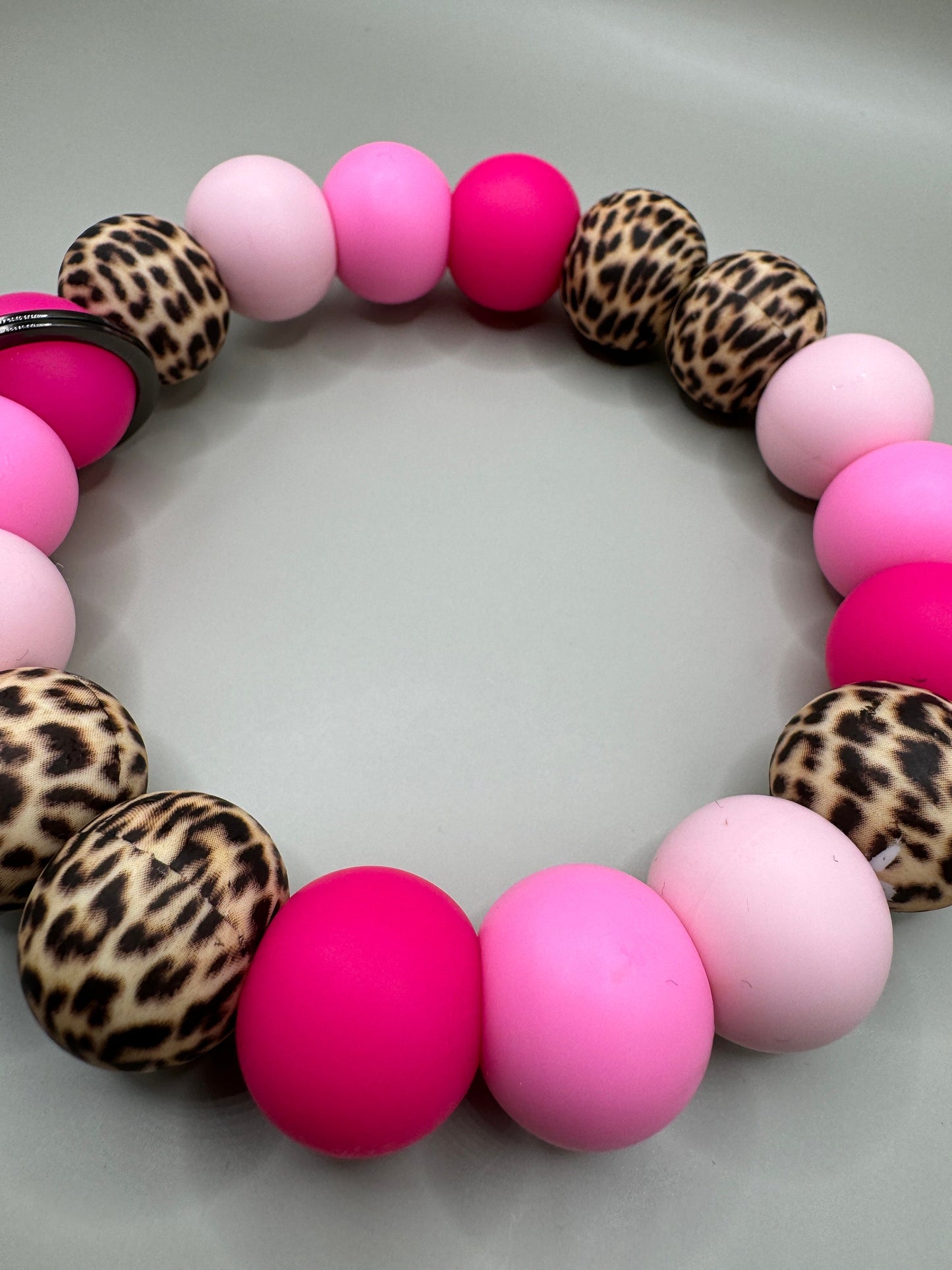 Hot Pink and CHEETAH silicone wristlet! THIS IS simply gorgeous!