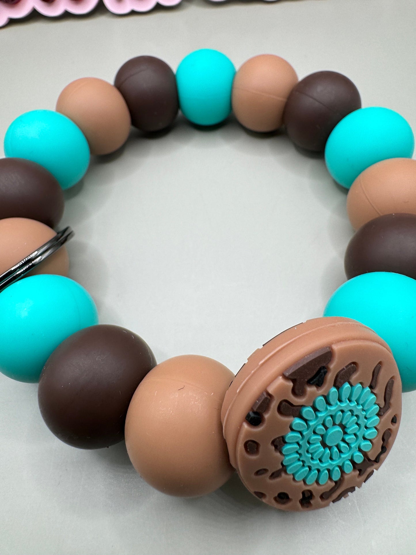 Aztec Bead with Turquoise Silicone Wristlet - 19mm